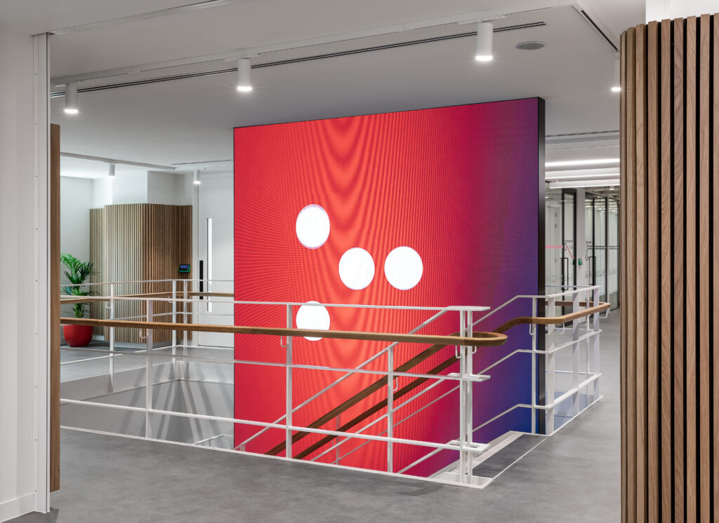 Optiver office space - immersive LED wall